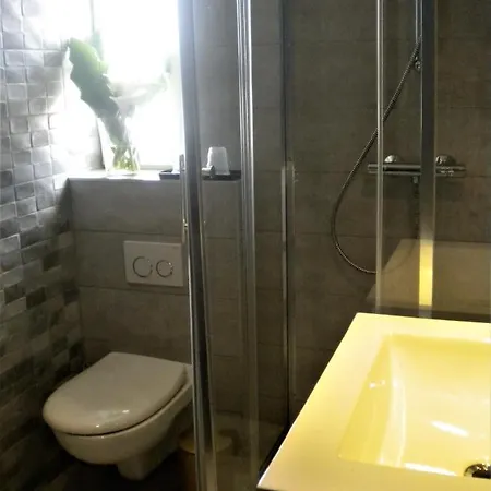 Be Hotel 3*